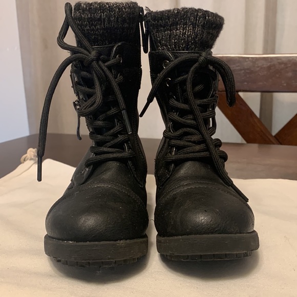 Girls combat boots - Picture 2 of 3